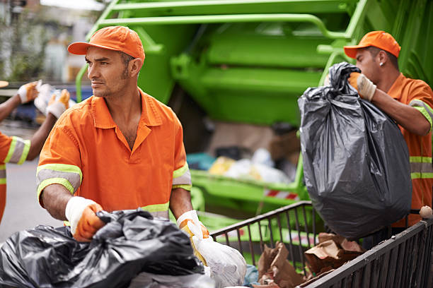 Best Construction Debris Removal  in Marshall, MN